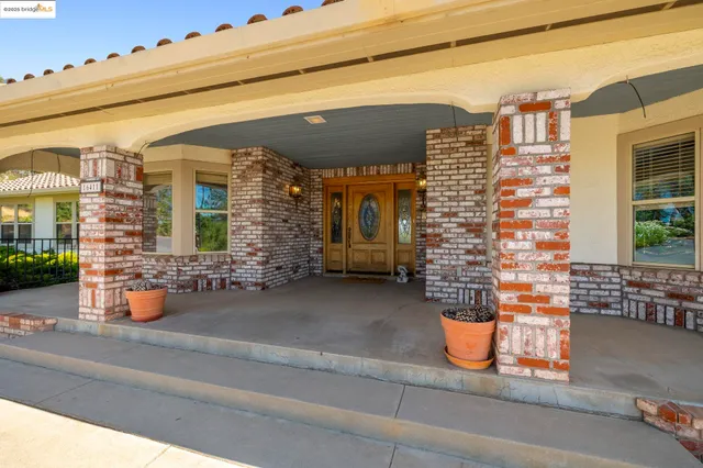 $864,950 | 16411 Crestridge Avenue, Sonora, CA 95370