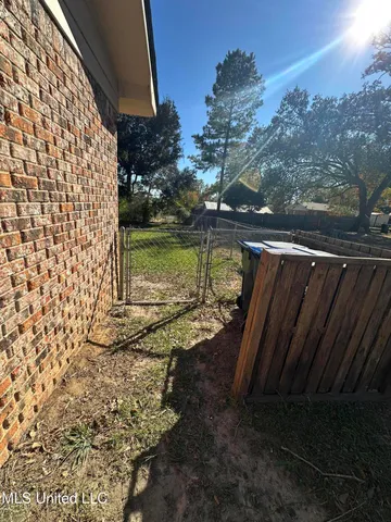 $1,350 | 25 Robbie Street, Lucedale, MS 39452