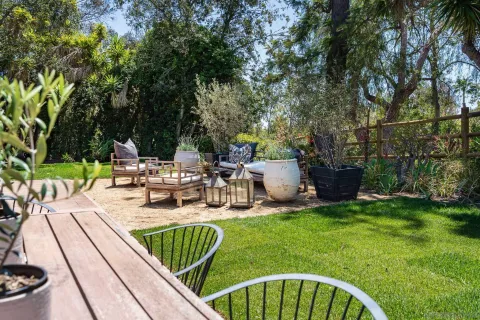 $2,395,000 | 16902 Via De Santa Fe, Unit 7, Rancho Santa Fe, CA 92091