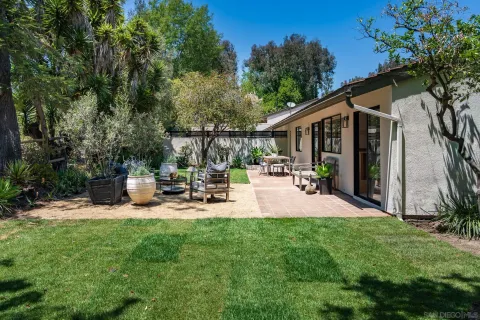 $2,395,000 | 16902 Via De Santa Fe, Unit 7, Rancho Santa Fe, CA 92091