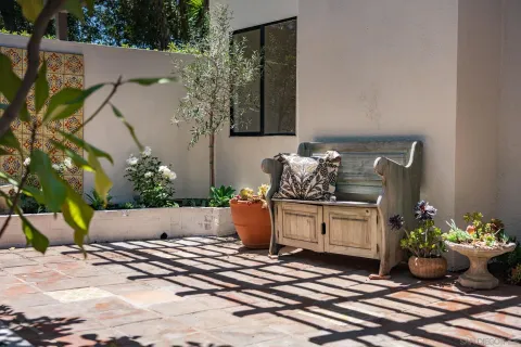 $2,395,000 | 16902 Via De Santa Fe, Unit 7, Rancho Santa Fe, CA 92091
