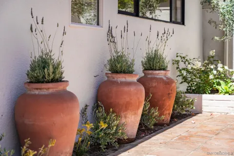 $2,395,000 | 16902 Via De Santa Fe, Unit 7, Rancho Santa Fe, CA 92091
