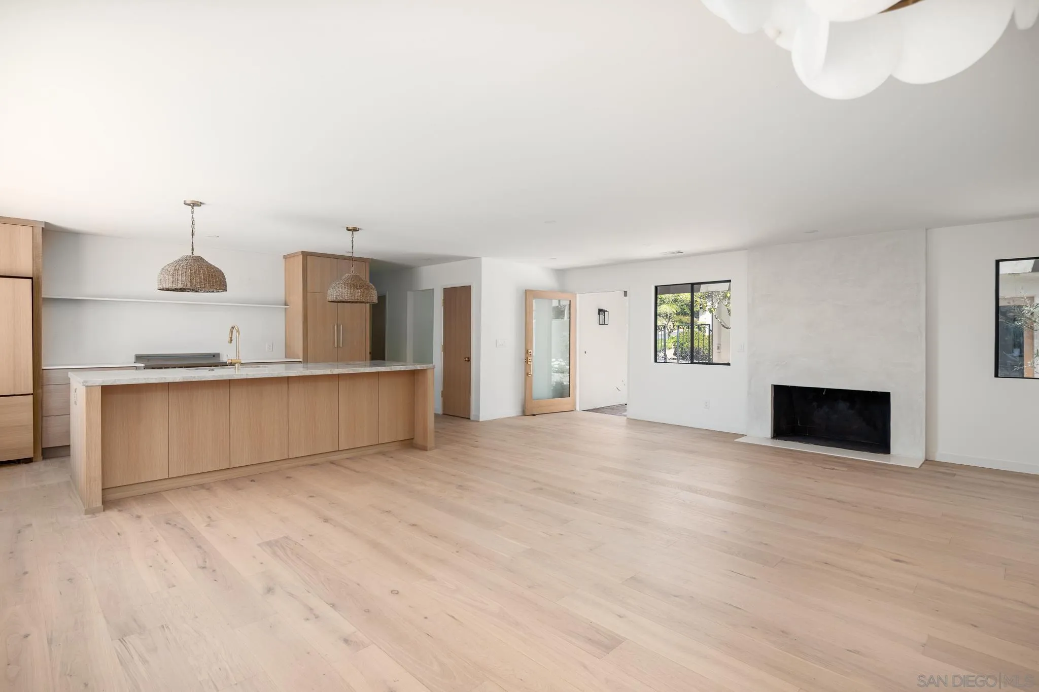 16902 Via De Santa Fe, Unit 7 Rancho Santa Fe, CA 92091 - Photo 5 of 41