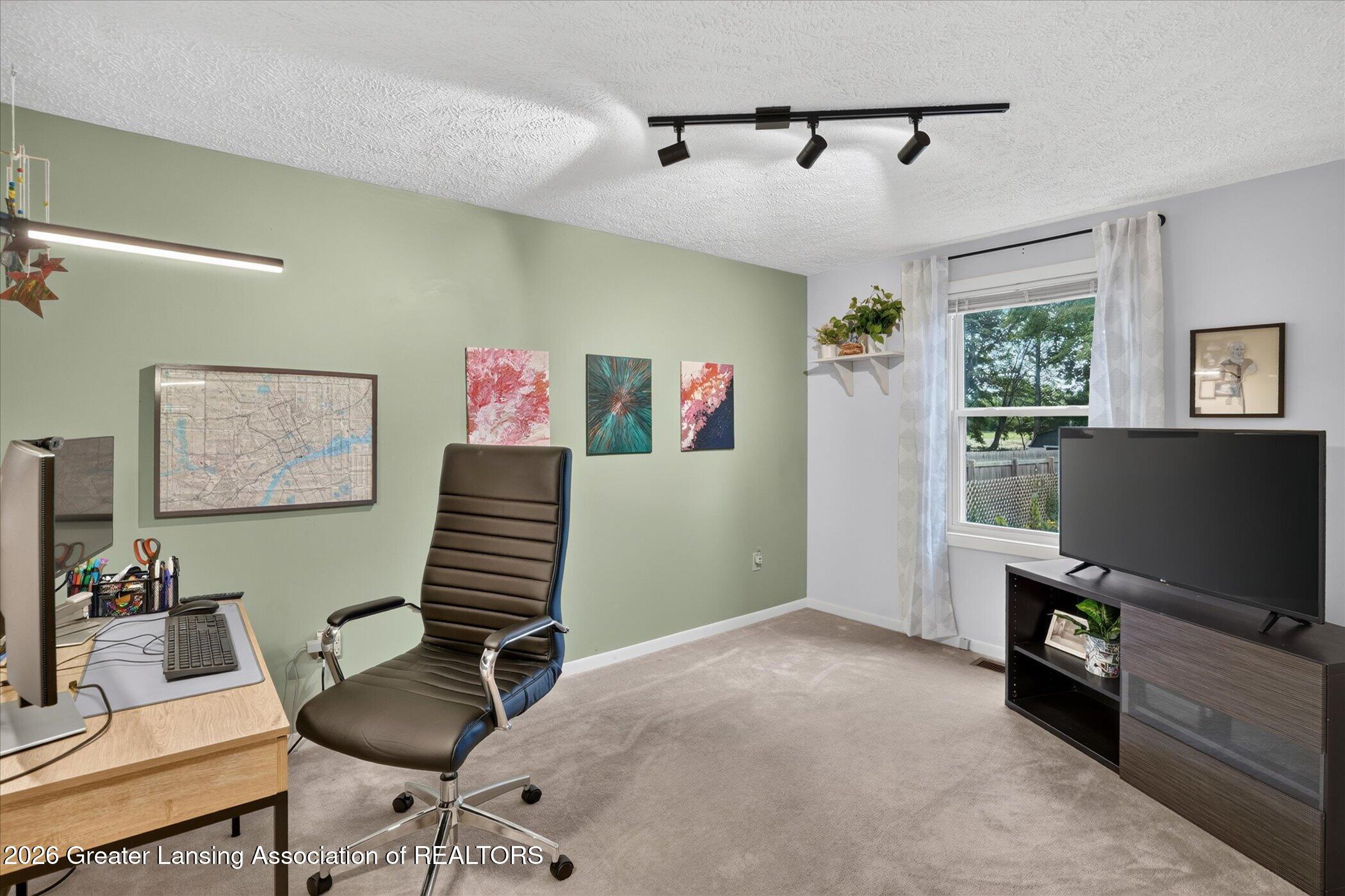 928 Robins Road Lansing, MI 48917 - Photo 24 of 51