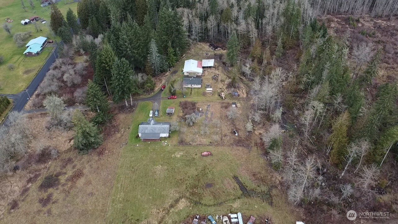 236 Tryon Road Onalaska, WA 98570 - Photo 40 of 40 a close up of a white building