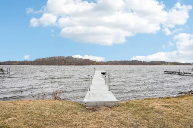 $659,500 | 6224 Red Oak Road, Mound, MN 55364