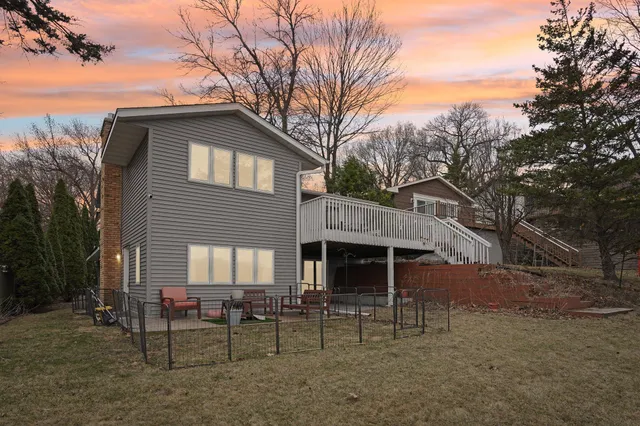 $659,500 | 6224 Red Oak Road, Mound, MN 55364