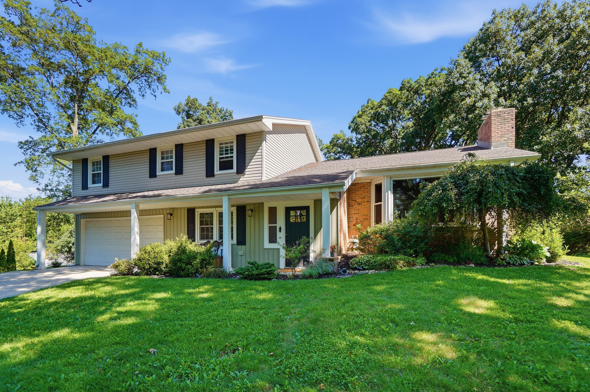 1918 Devon Drive Springfield, OH 45503 - Photo 3 of 55 005