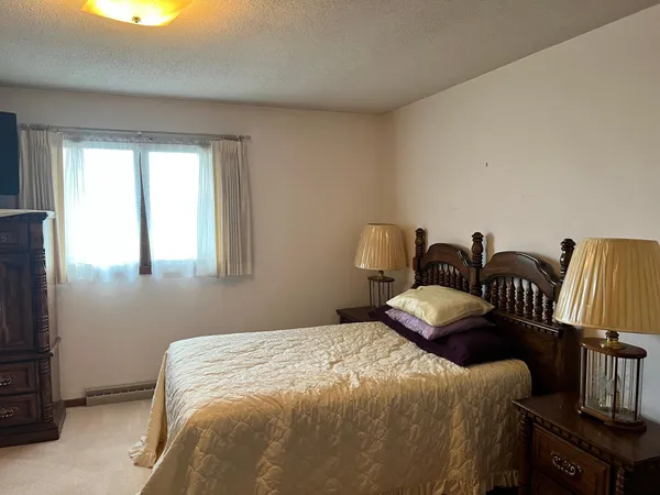 $184,500 | 207 Western Avenue, Madison, MN 56256