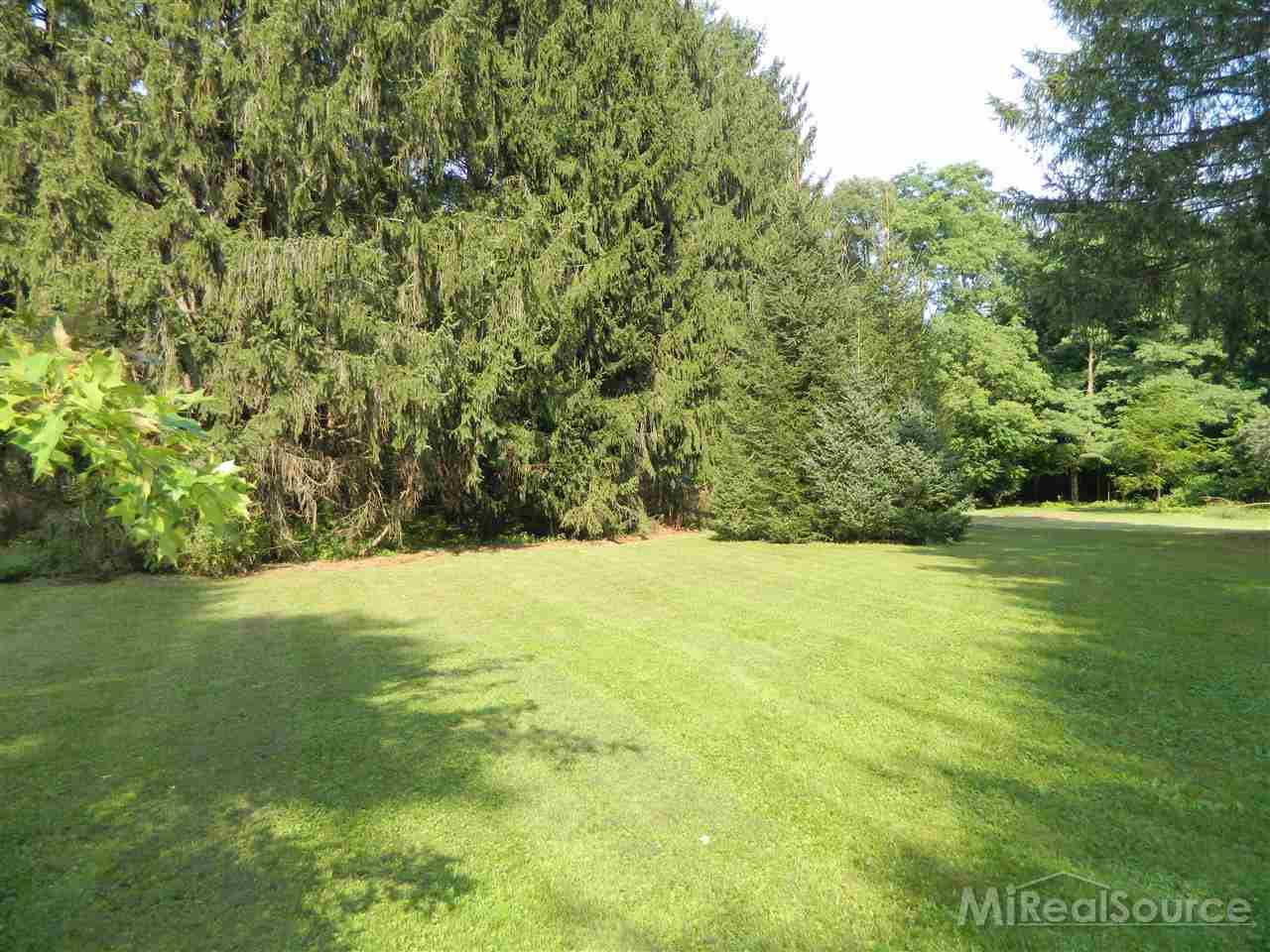 9185 Peters Road Algonac, MI 48001 - Photo 11 of 30 31208582-10.JPG