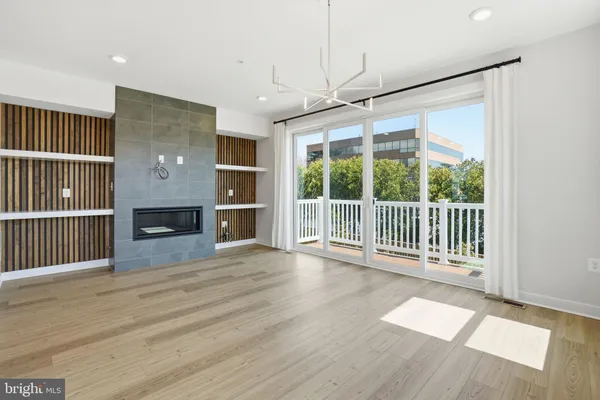 $4,600 | 3599 Aster Street, Fairfax, VA 22030