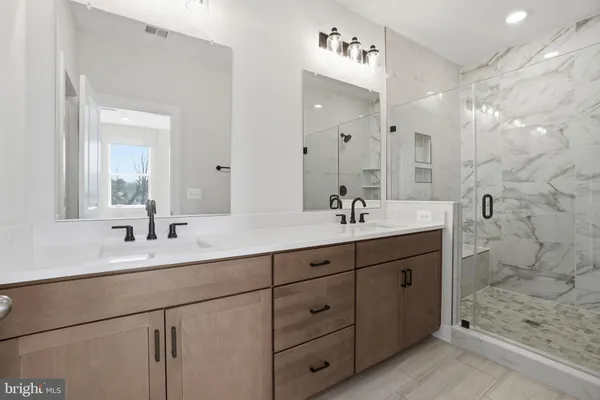 $4,600 | 3599 Aster Street, Fairfax, VA 22030