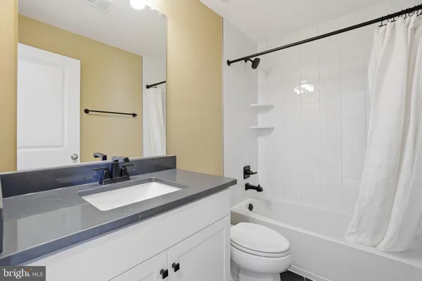 $4,600 | 3599 Aster Street, Fairfax, VA 22030