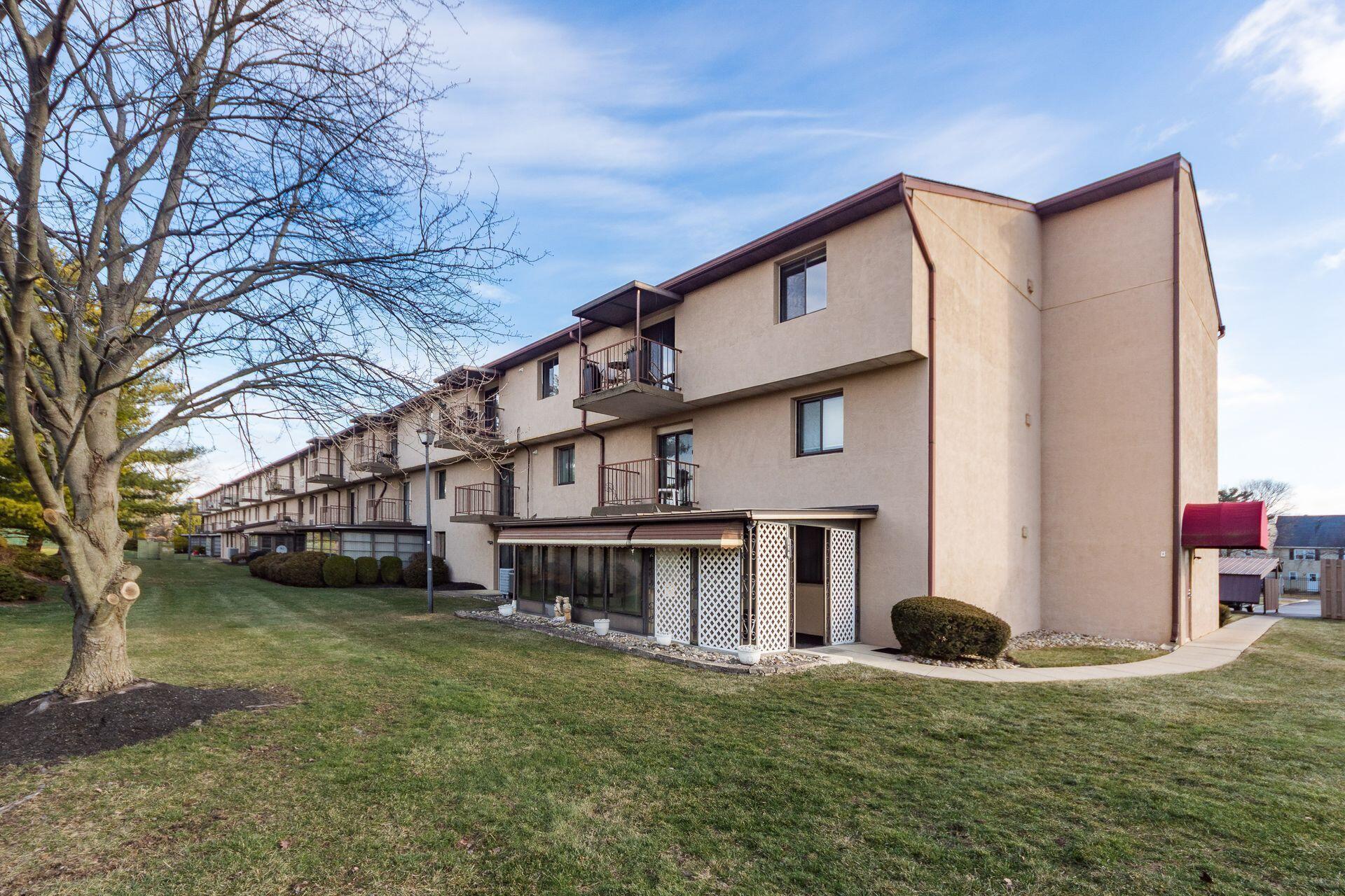 5885 Beechcroft Road, Unit 116 Columbus, OH 43229 - Photo 23 of 29 5885 Beechcroft Road 116