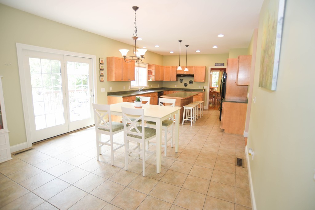 61 Old Sawmill Road Belchertown, MA 01007 - Photo 6 of 29 Gallery Image 6