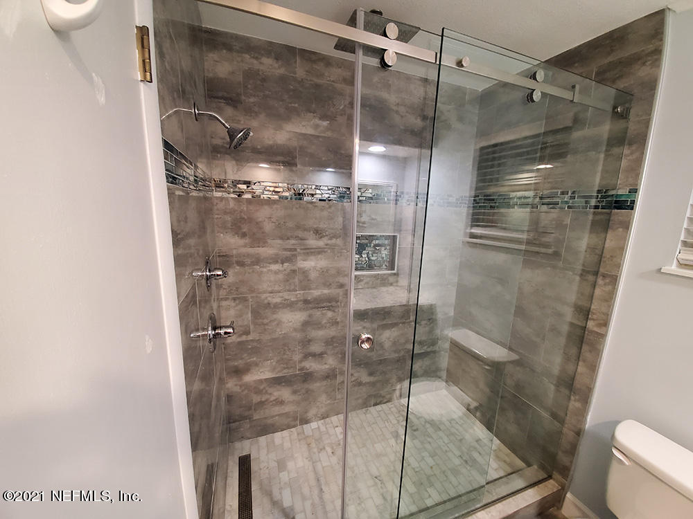 1022 Bimini Road Jacksonville, FL 32216 - Photo 8 of 24 20210123_154802
