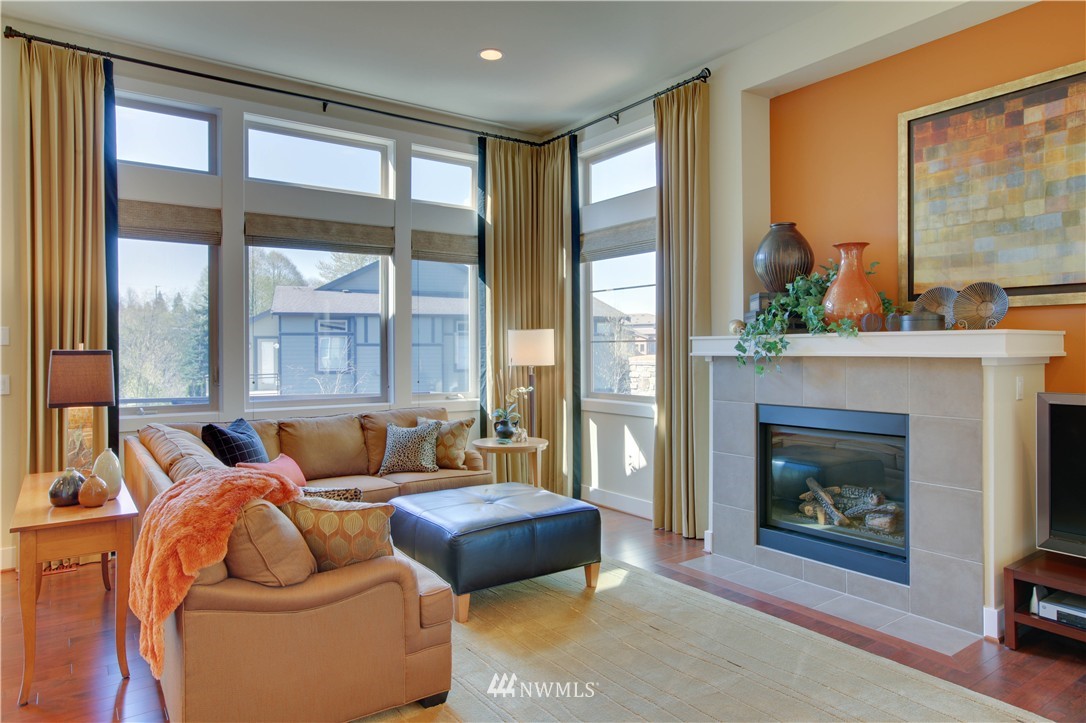 1223 North 42nd Place Renton, WA 98056 - Photo 5 of 25