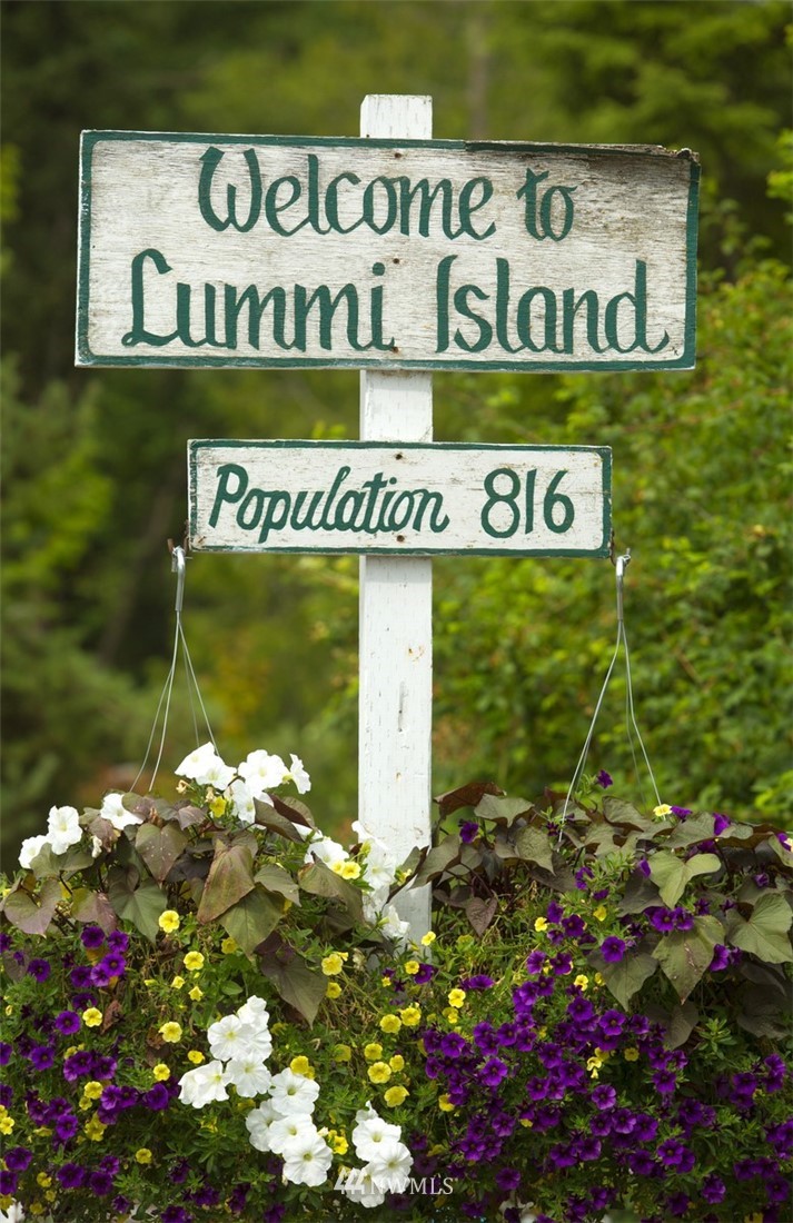2093 Hilltop Road Lummi Island, WA 98262 - Photo 17 of 25