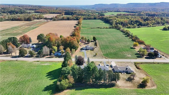 $305,000 | 218 Vaughn Street, Springville, NY 14141