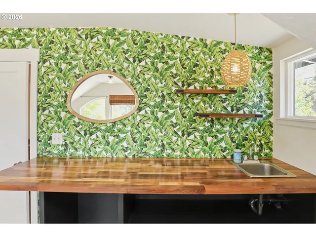 $697,000 | 24496 McCain Road, Monroe, OR 97456