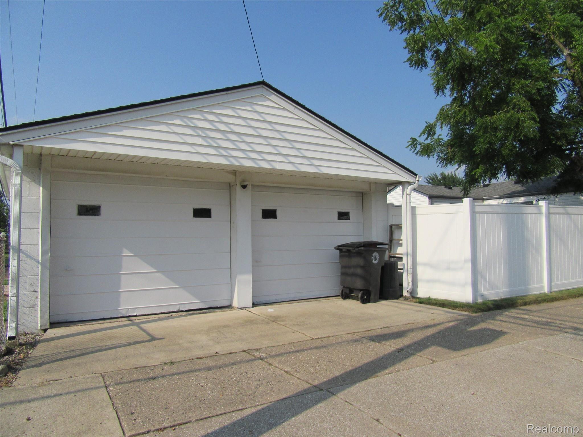 17634 Reno Street Riverview, MI 48193 - Photo 33 of 36 IMG_3038.JPG
