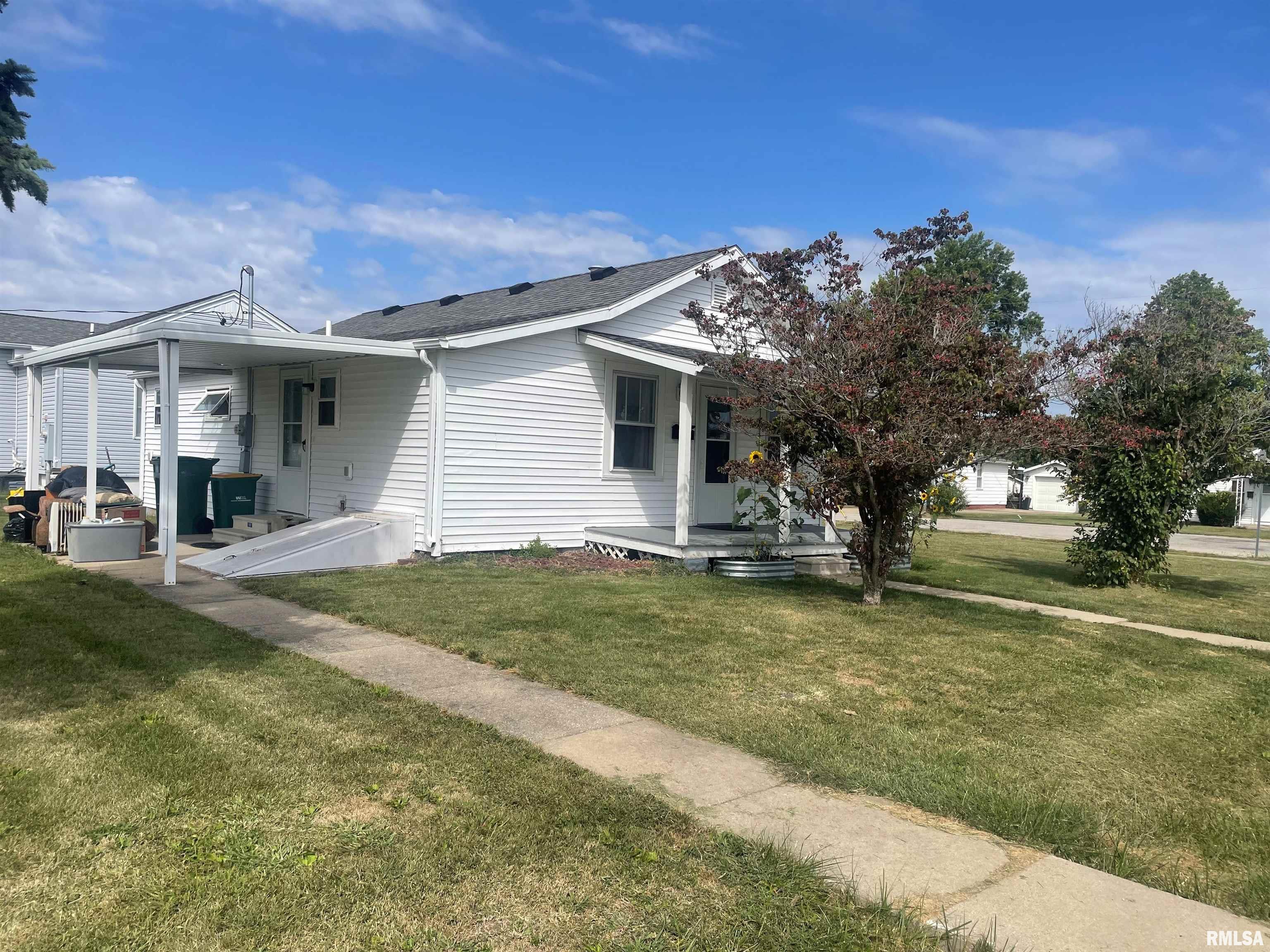 920 North State Street Macomb, IL 61455 - Photo 2 of 7