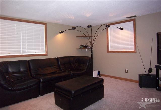12614 Aboite Road Roanoke, IN 46783 - Photo 4 of 13 Gallery Image 4