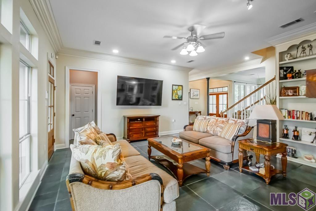 622 Plantation Ridge Drive Baton Rouge, LA 70810 - Photo 6 of 40