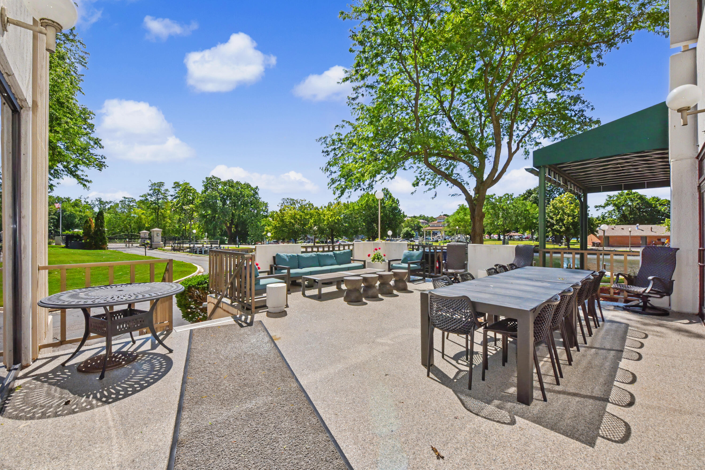 101 Broad Street, Unit 502 Lake Geneva, WI 53147 - Photo 24 of 28 Outdoor Patio