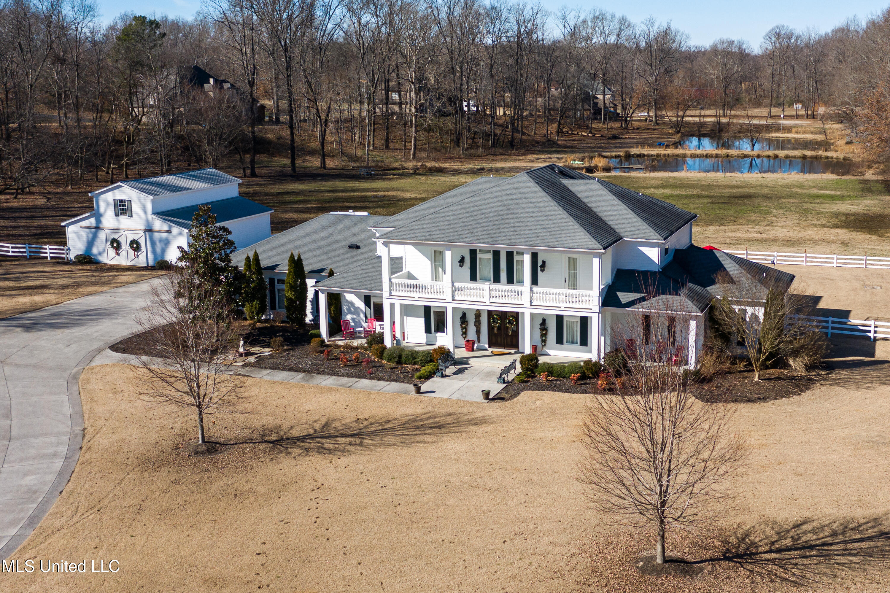 4161 Misty Oaks Lane Nesbit, MS 38651 - Photo 2 of 71 DJI_0018-2