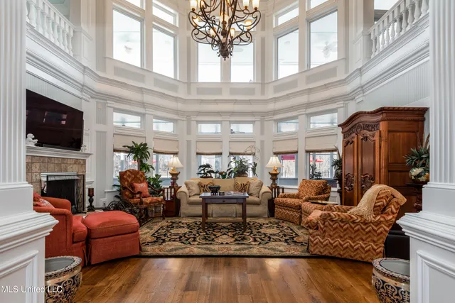 $1,100,000 | 4161 Misty Oaks Lane, Nesbit, MS 38651