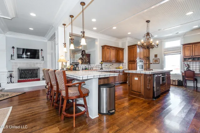 $1,100,000 | 4161 Misty Oaks Lane, Nesbit, MS 38651