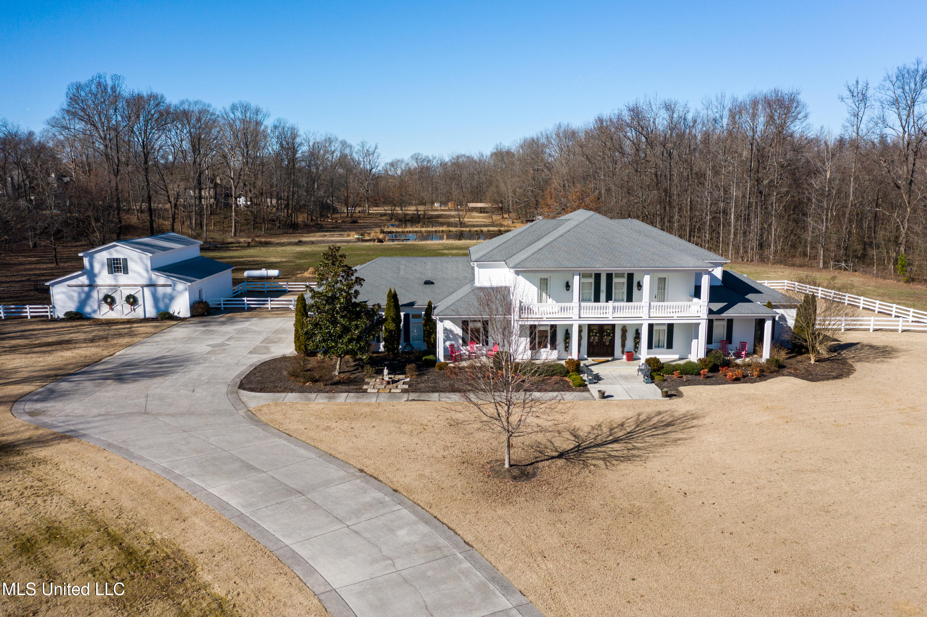 4161 Misty Oaks Lane Nesbit, MS 38651 - Photo 6 of 71 DJI_0022