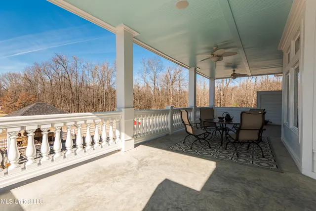 $1,100,000 | 4161 Misty Oaks Lane, Nesbit, MS 38651