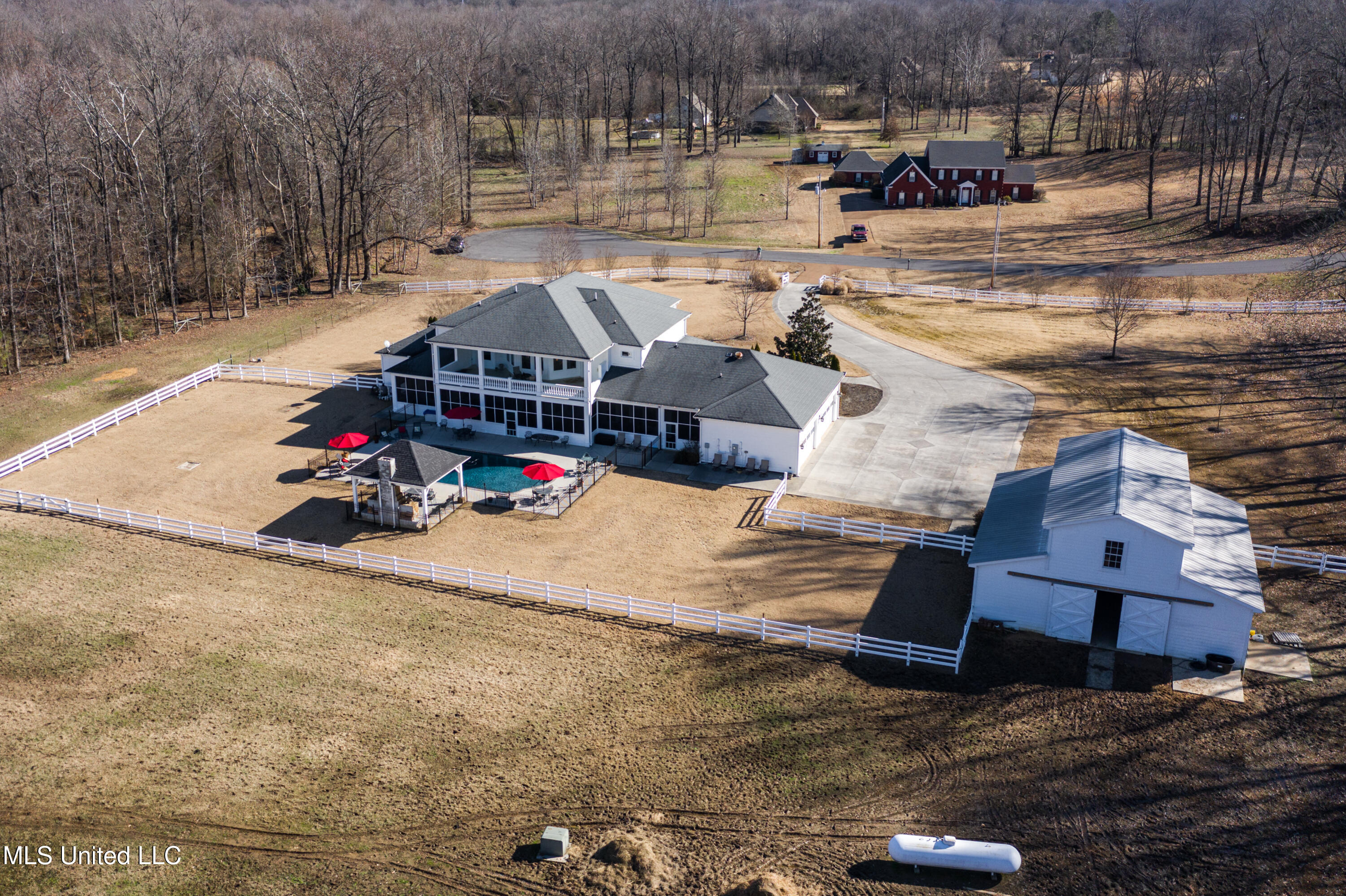 4161 Misty Oaks Lane Nesbit, MS 38651 - Photo 8 of 71 DJI_0025