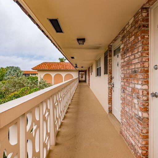 400 Northeast 20th Street, Unit A314 Boca Raton, FL 33431 - Photo 27 of 27 catwalk