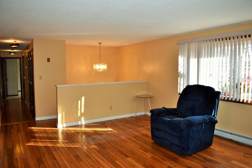 38 Gregory Island Road Hamilton, MA 01982 - Photo 4 of 25 Gallery Image 4