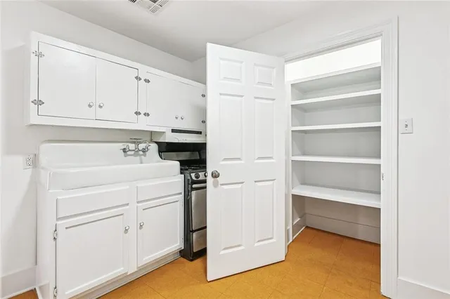 $1,100 | 1502 North Derbigny Street, New Orleans, LA 70116