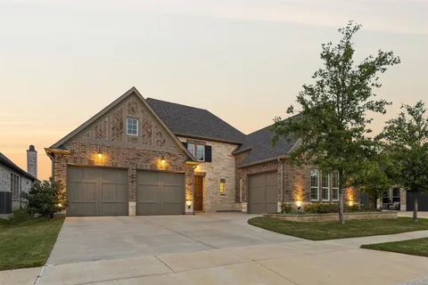 $925,000 | 8113 Isle Of Skye, The Colony, TX 75056