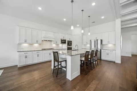 $925,000 | 8113 Isle Of Skye, The Colony, TX 75056