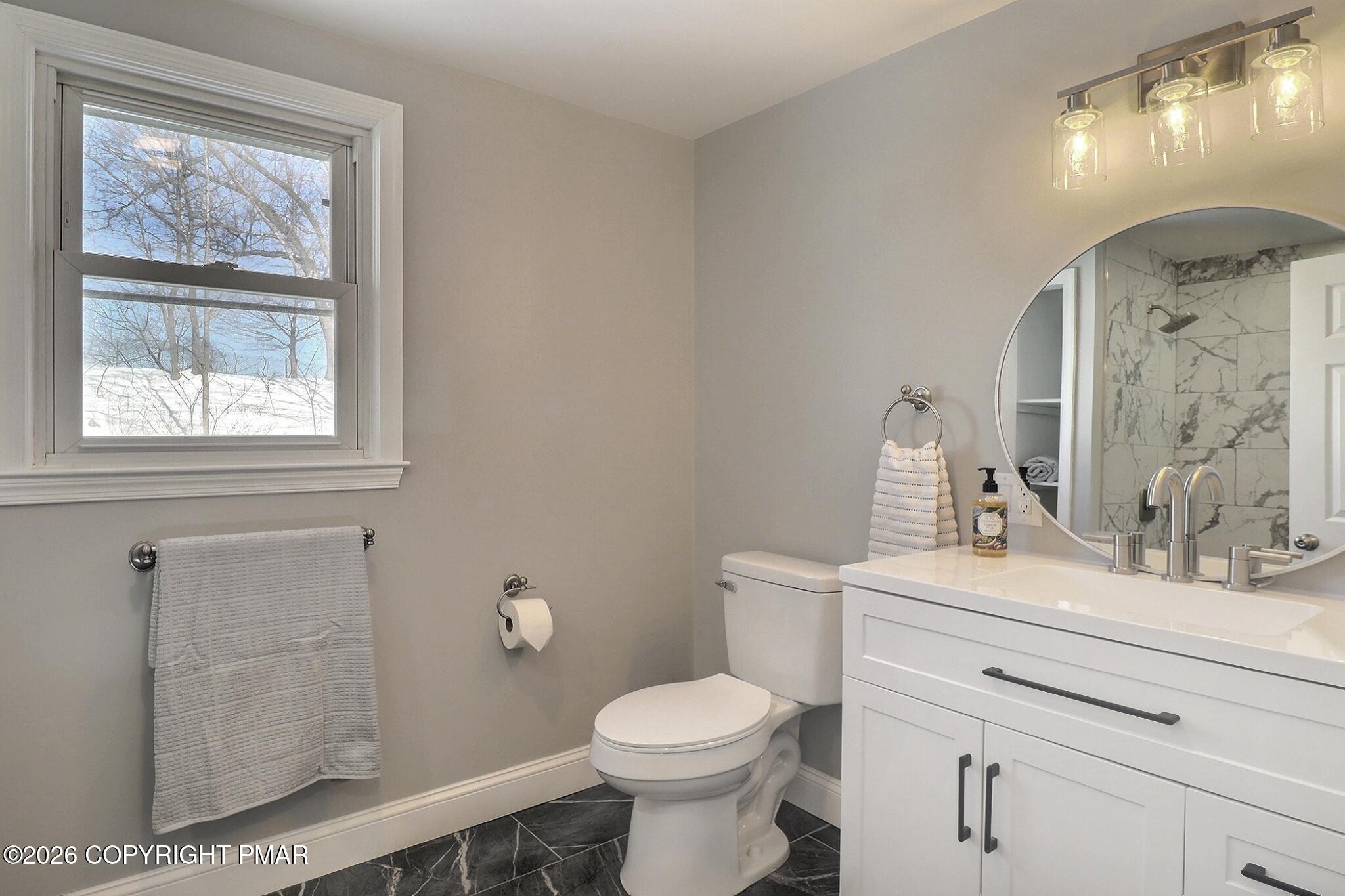 230 Colbert Street Stroudsburg, PA 18360 - Photo 33 of 43 Main Bathroom