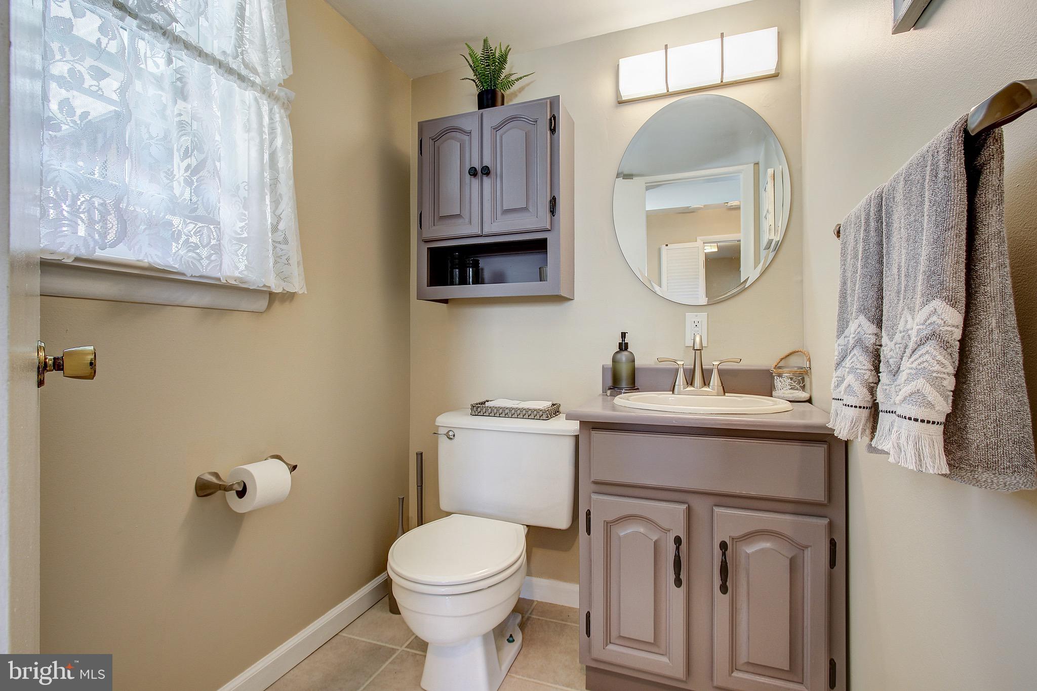 12113 Bayswater Road Gaithersburg, MD 20878 - Photo 39 of 45 Gallery Image 39