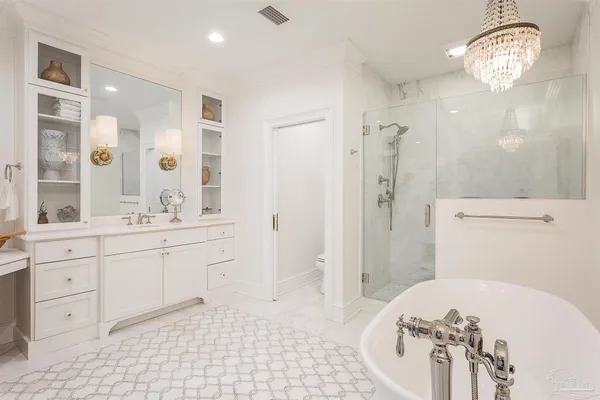 $4,900,000 | 525 Deer Point Drive, Gulf Breeze, FL 32561