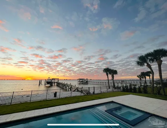 $4,900,000 | 525 Deer Point Drive, Gulf Breeze, FL 32561