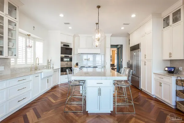 $4,900,000 | 525 Deer Point Drive, Gulf Breeze, FL 32561