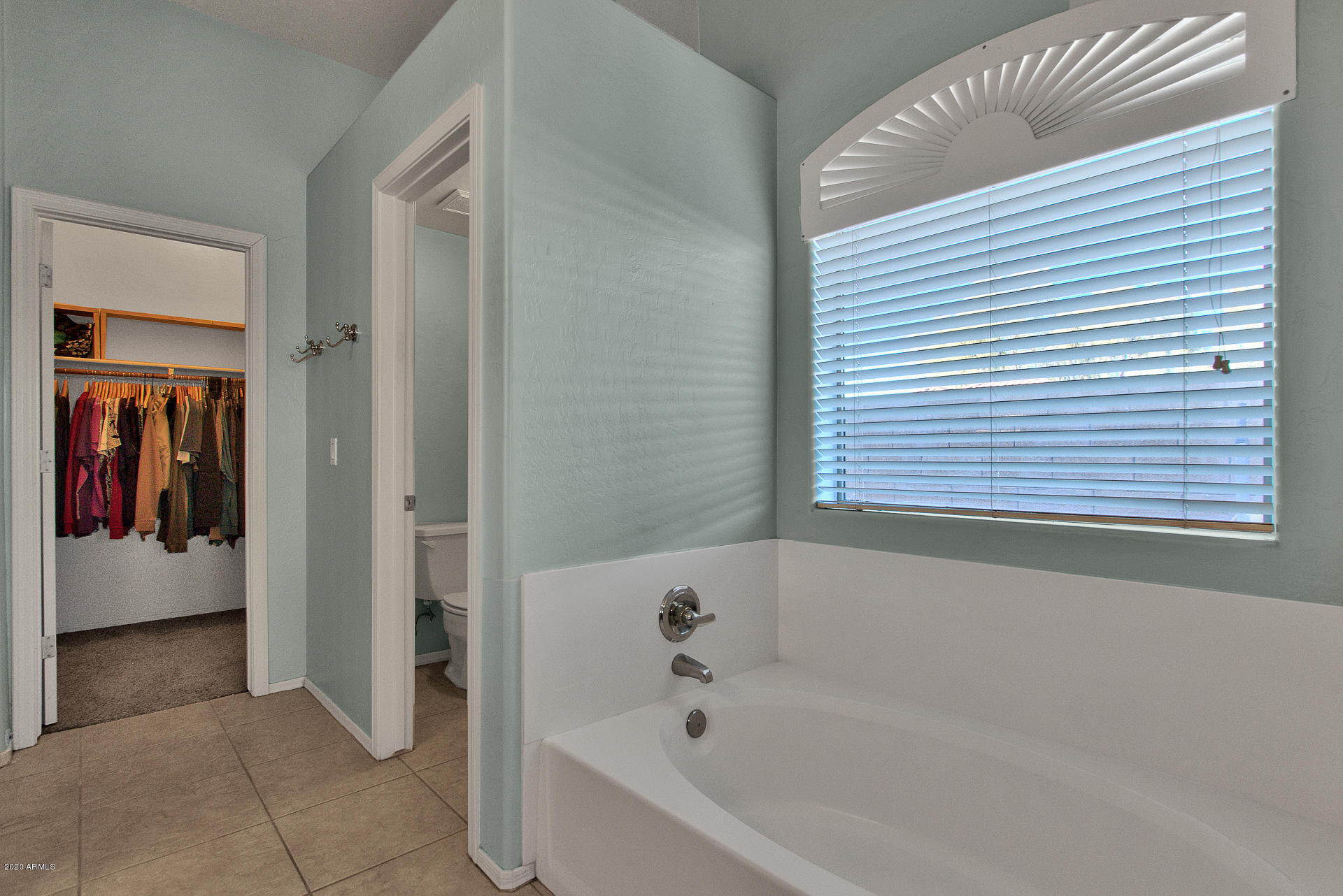 598 East Ranch Road Gilbert, AZ 85296 - Photo 29 of 35 31