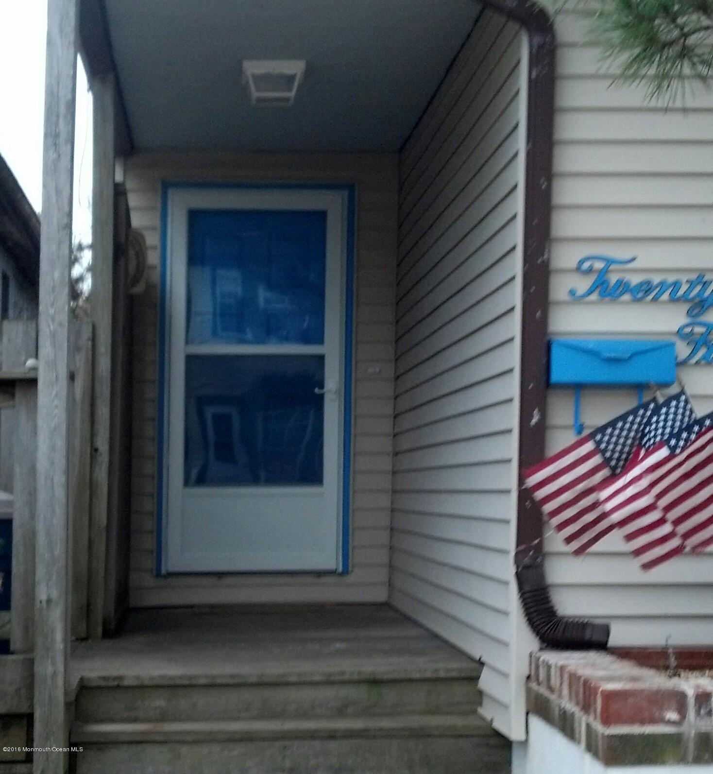 25 Decatur Avenue Seaside Park, NJ 08752 - Photo 4 of 14 Entrance Porch