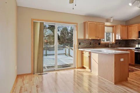 $385,000 | 1477 Creekside Drive, Waconia, MN 55387