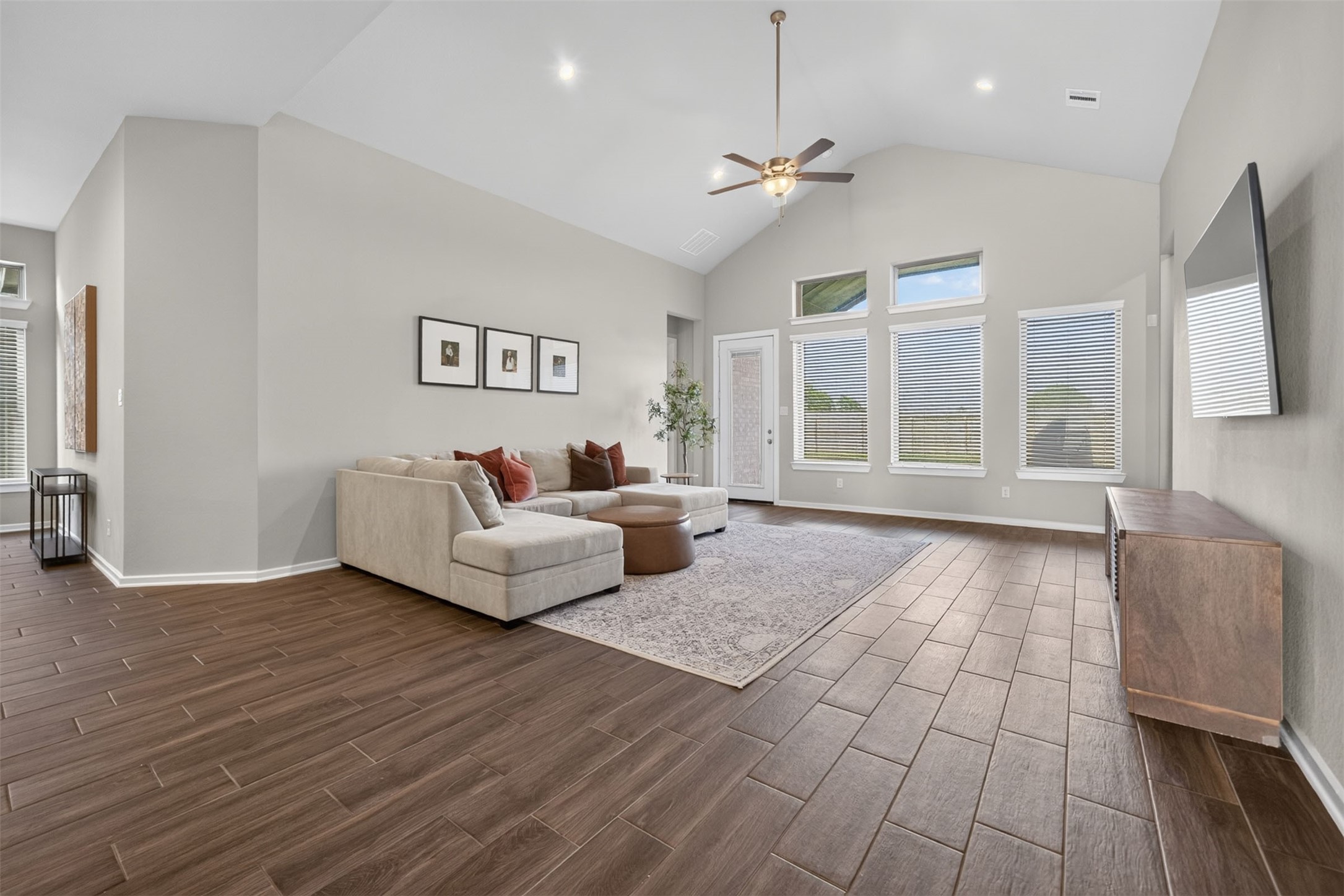 12423 Washington Way Tomball, TX 77375 - Photo 16 of 50