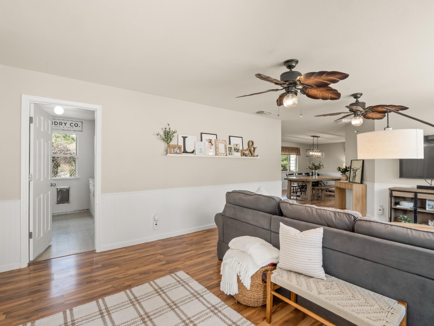 31173 Moccassin Way Coarsegold, CA 93614 - Photo 6 of 48 a living room with furniture